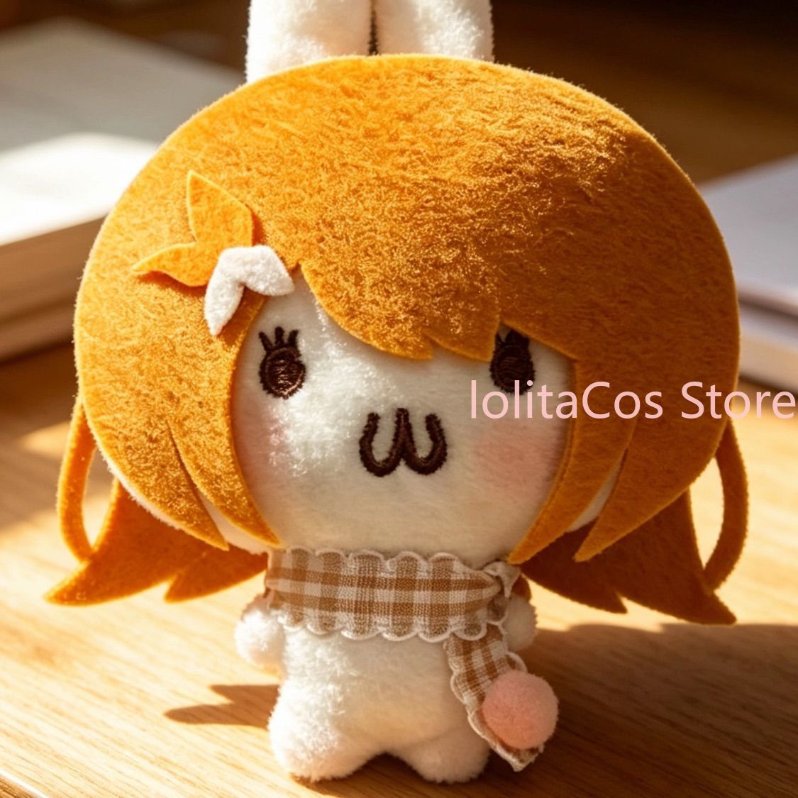 دمية محشوة لطيفة مصنوعة يدويًا - مراجعة Anime Cosplay Bunny وسعره