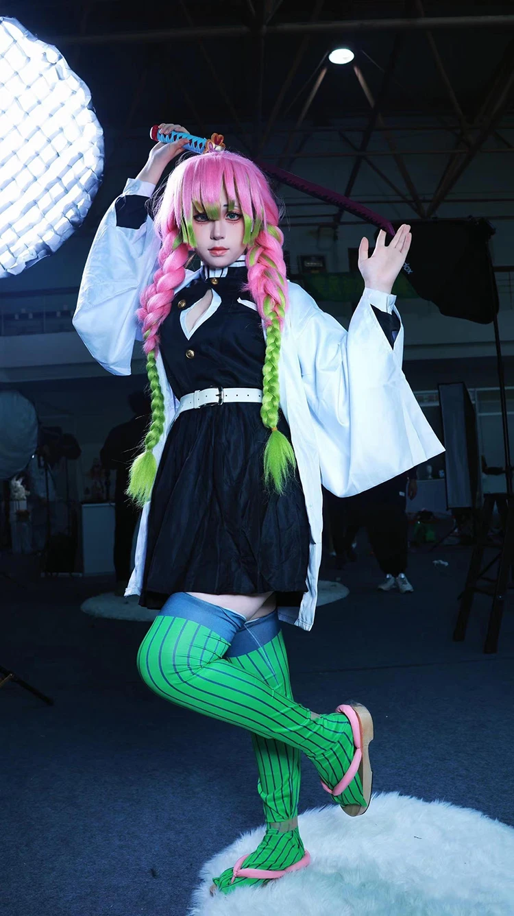 أزياء أنيمي كانروجي ميتسوري ال - مراجعة Anime Cosplay Demon Slayer وسعره